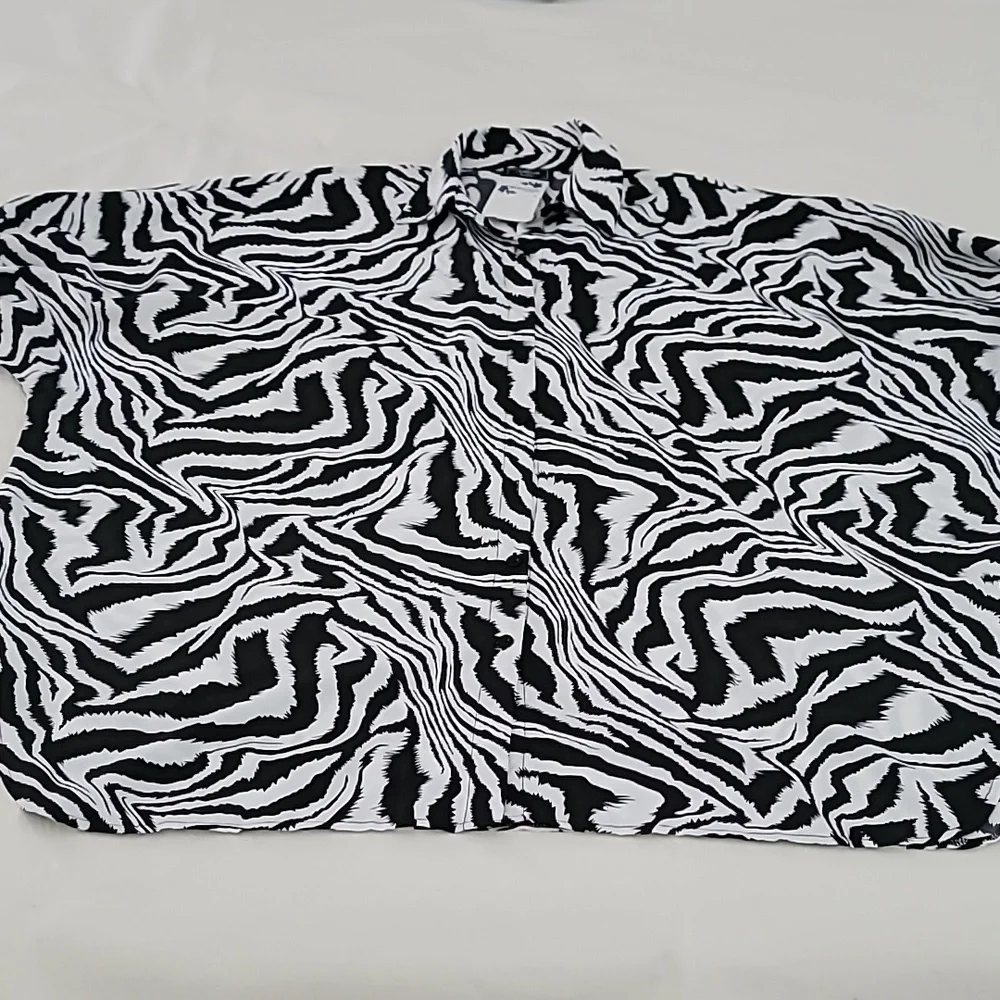💫Black & WhiteTop Tunic Camellia By Affection Christina Zebra Print💫 - Picture 8 of 16
